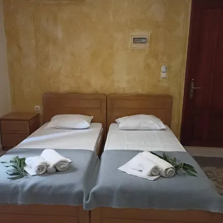 Magda Studios Guest house *